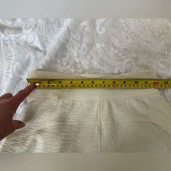 Lululemon Can You Feel The Pleat Crop
Light Ivory (First Release) - Picture 6 of 9